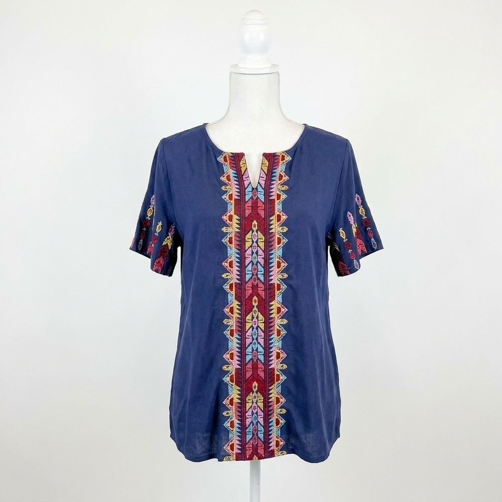 NEW LAYERZ CLOTHING multi-color embroidered top in navy